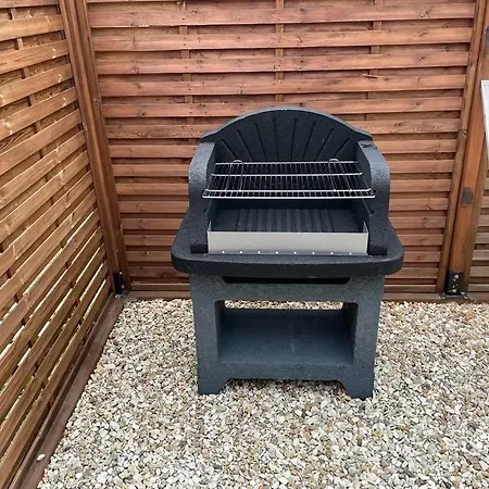 Logement Cosy Avec Terrasse Proche Zoo De Beauval Noyers-sur-Cher Esterno foto